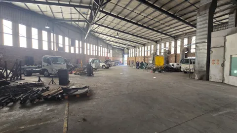 232 Epsom Avenue in North Riding has a2728 Available To Let For Sale (3)